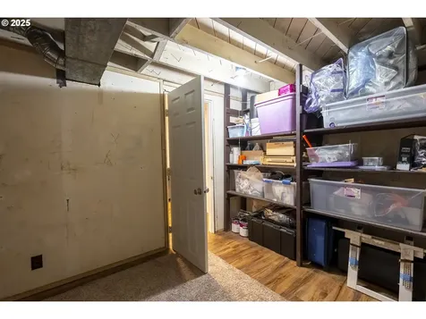 1215 NE 80th Avenue Portland OR 97213