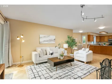 31200 SW Peach Cove Road West Linn OR 97068