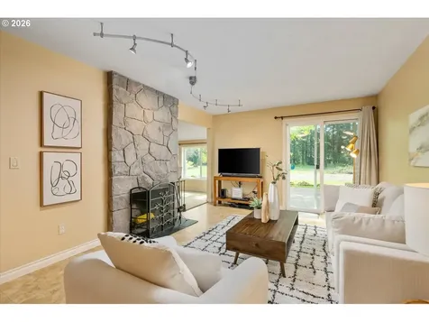 31200 SW Peach Cove Road West Linn OR 97068