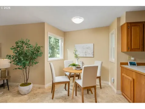 31200 SW Peach Cove Road West Linn OR 97068