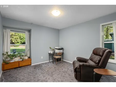 31200 SW Peach Cove Road West Linn OR 97068