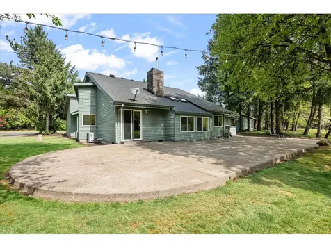 31200 SW Peach Cove Road West Linn OR 97068
