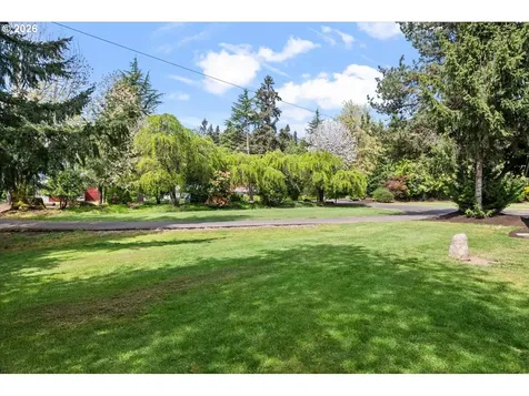 31200 SW Peach Cove Road West Linn OR 97068