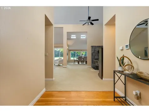 31200 SW Peach Cove Road West Linn OR 97068
