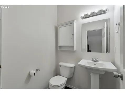 1817 SE 186th Place Vancouver WA 98683