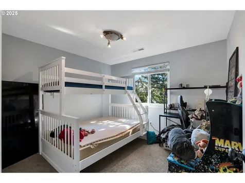 1817 SE 186th Place Vancouver WA 98683
