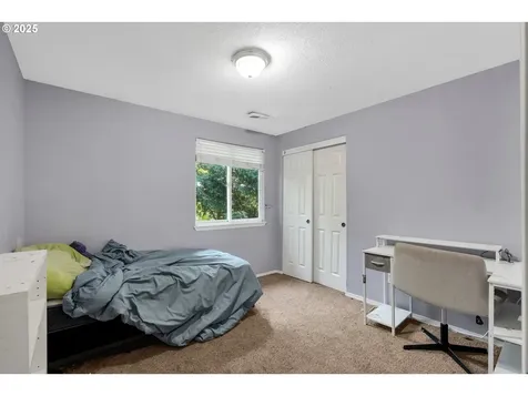 1817 SE 186th Place Vancouver WA 98683