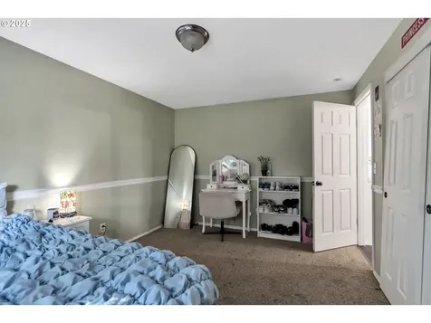 1817 SE 186th Place Vancouver WA 98683