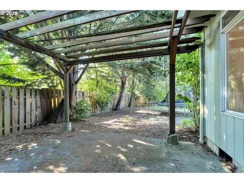 1817 SE 186th Place Vancouver WA 98683