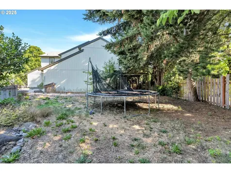 1817 SE 186th Place Vancouver WA 98683