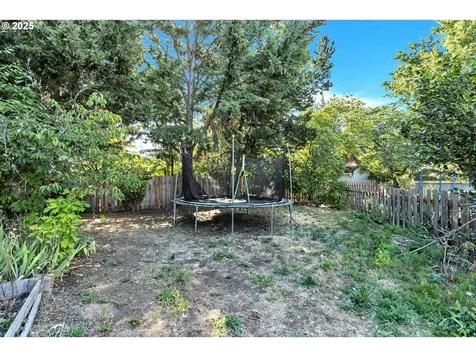 1817 SE 186th Place Vancouver WA 98683