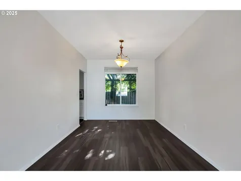 1817 SE 186th Place Vancouver WA 98683