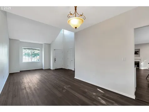 1817 SE 186th Place Vancouver WA 98683