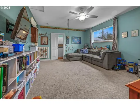 57630 Old Portland Road Warren OR 97053