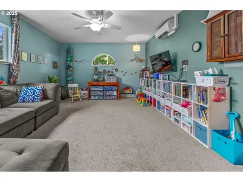 57630 Old Portland Road Warren OR 97053