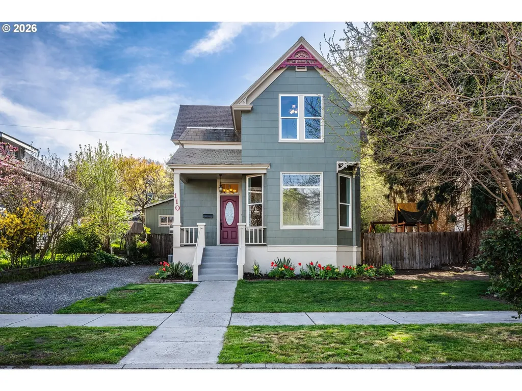 110 W 8th Street The Dalles OR 97058