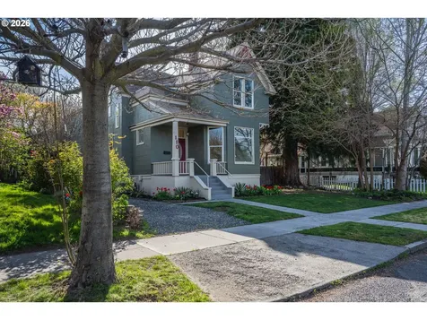 110 W 8th Street The Dalles OR 97058