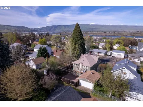 110 W 8th Street The Dalles OR 97058