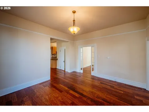 110 W 8th Street The Dalles OR 97058
