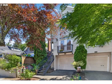 2442 NW Pettygrove Street Portland OR 97210
