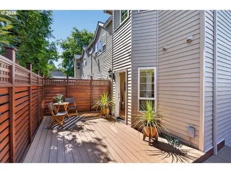 2442 NW Pettygrove Street Portland OR 97210