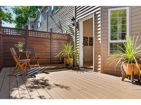 2442 NW Pettygrove Street Portland OR 97210