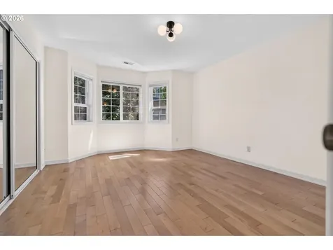 2442 NW Pettygrove Street Portland OR 97210