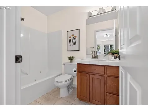 2442 NW Pettygrove Street Portland OR 97210