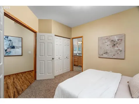 17802 SE 16th Street Vancouver WA 98683