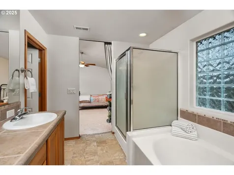 17802 SE 16th Street Vancouver WA 98683