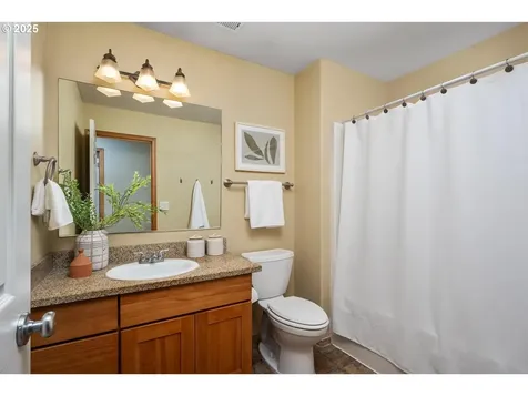 17802 SE 16th Street Vancouver WA 98683