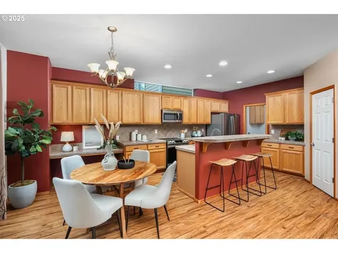 17802 SE 16th Street Vancouver WA 98683