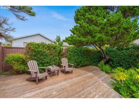 3015 NW Keel Avenue Lincoln City OR 97367