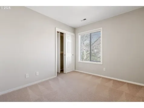 1253 NE Maureen Street Hillsboro OR 97124