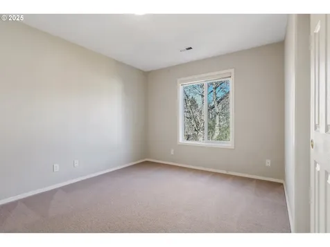1253 NE Maureen Street Hillsboro OR 97124