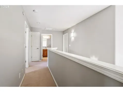 1253 NE Maureen Street Hillsboro OR 97124
