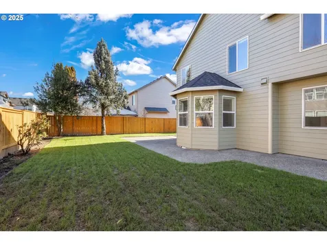 1253 NE Maureen Street Hillsboro OR 97124