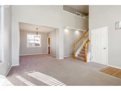 1253 NE Maureen Street Hillsboro OR 97124