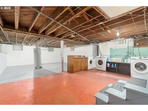 960 Washington Street Eugene OR 97401