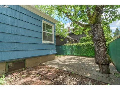 960 Washington Street Eugene OR 97401