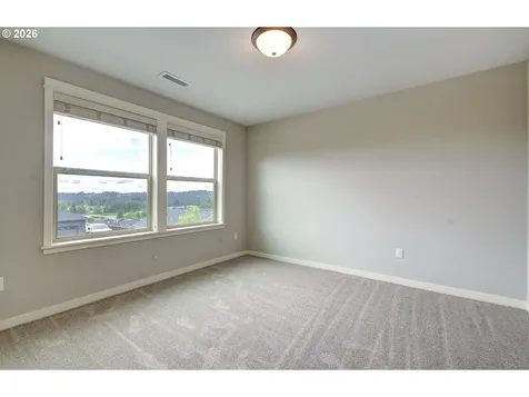 2307 E 6th Street La Center WA 98629