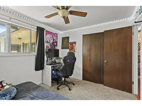 160 W Berkeley Street Gladstone OR 97027