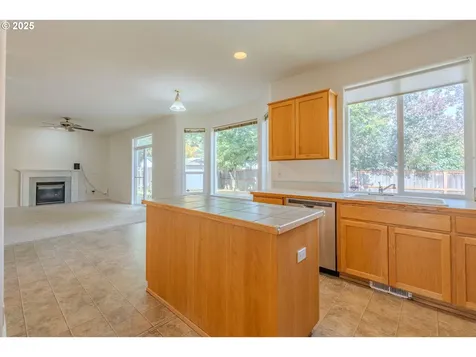 665 SW 24th Street Troutdale OR 97060