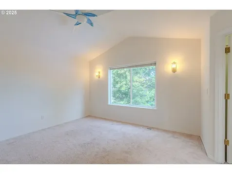 665 SW 24th Street Troutdale OR 97060