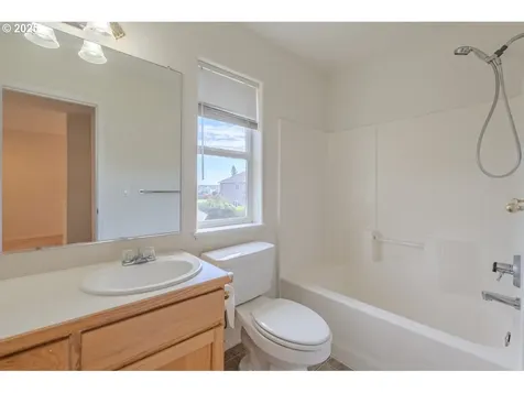 665 SW 24th Street Troutdale OR 97060
