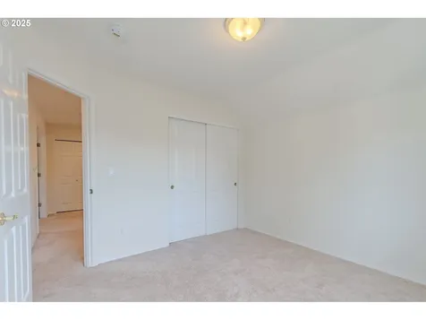 665 SW 24th Street Troutdale OR 97060