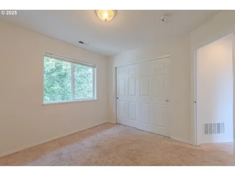 665 SW 24th Street Troutdale OR 97060