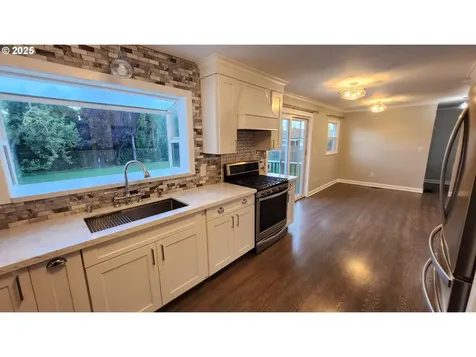 606 NW 78th Street Vancouver WA 98665