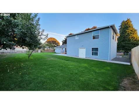 606 NW 78th Street Vancouver WA 98665