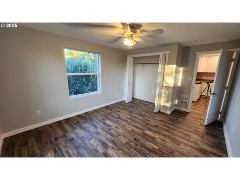 606 NW 78th Street Vancouver WA 98665